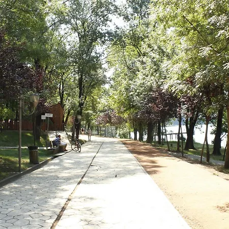 Appartamento Terrace Apartments, Near The Park *