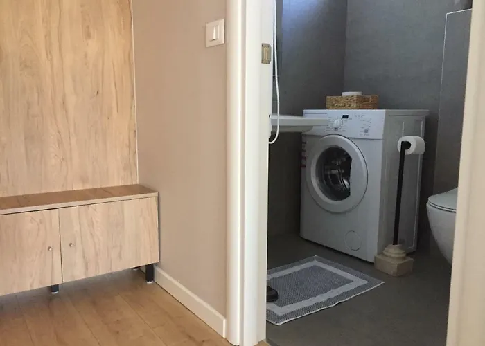 Terrace Apartments, Near The Park Appartamento Tirana