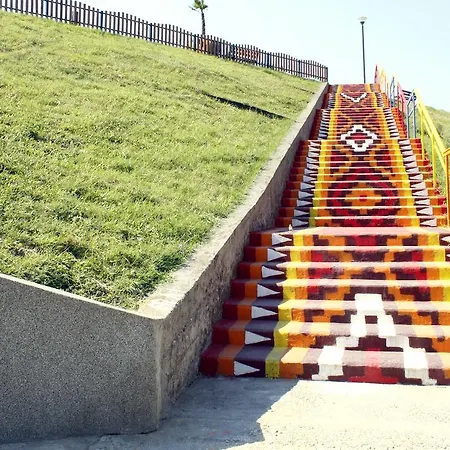 公寓 Terrace Apartments, Near The Park