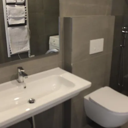 Terrace Apartments, Near The Park Апартаменты *