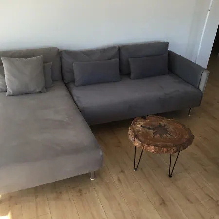 Terrace Apartments, Near The Park 公寓