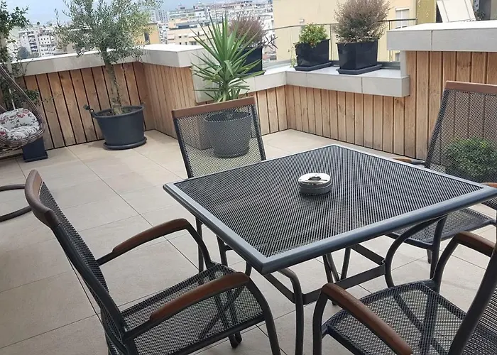 Terrace Apartments, Near The Park דירה *