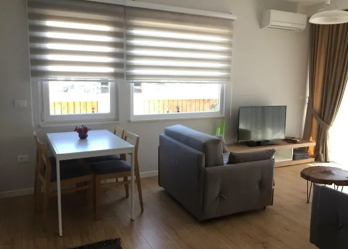 公寓 Terrace Apartments, Near The Park *